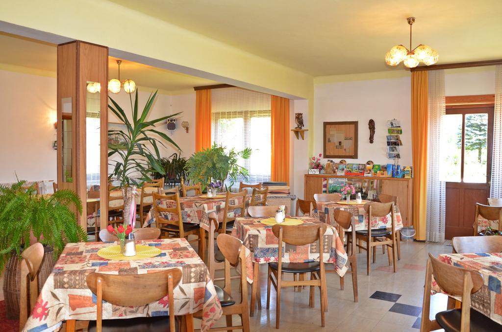 Gasthof-Pension Karawankenblick Portschach am Woerthersee Ngoại thất bức ảnh