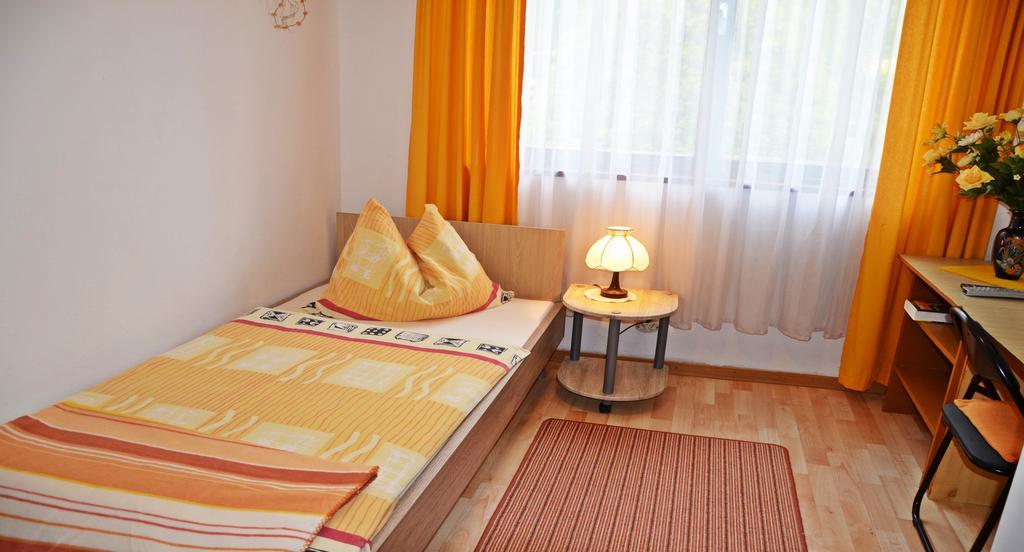 Gasthof-Pension Karawankenblick Portschach am Woerthersee Ngoại thất bức ảnh