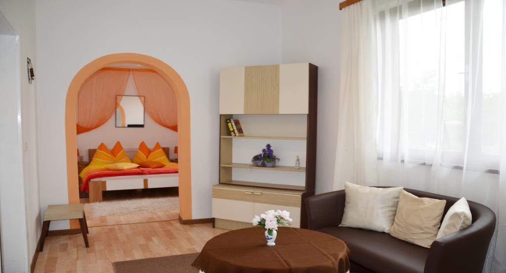 Gasthof-Pension Karawankenblick Portschach am Woerthersee Ngoại thất bức ảnh